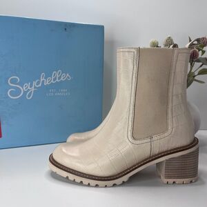 Seychelles Cream Ankle Boots